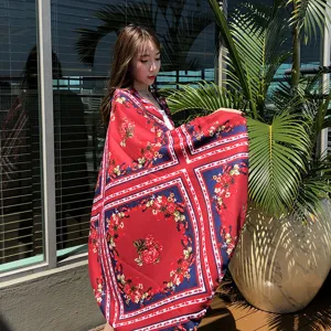 Retro ethnic floral print shawl and scarf for women, perfect for sun protection and travel.