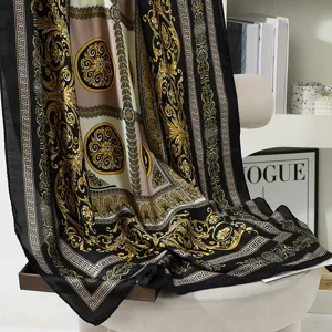Sciarpa di seta con stampa barocca vintage da donna, elegante scialle lungo alla moda primavera.