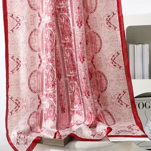 Sciarpa lunga in seta con stampa cachemire rosso e bianco, stile etnico vintage spiaggia.