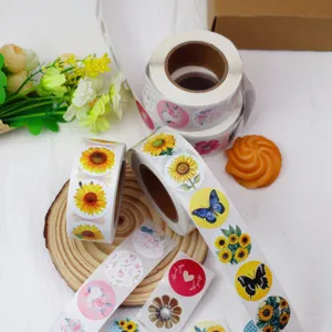 Decorative sunflower sticker rolls for scrapbooking, journals, and envelopes, 500 pcs/roll