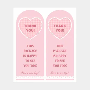 Roze geruite hart bedankt zegelstickers voor verpakkingen, bakken en handgemaakte cadeautjes.