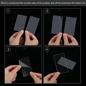 Detalle de instrucciones de tarjetas de acrílico transparente mostrando la película protectora.