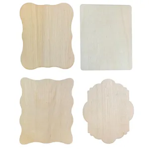 Rodajas de madera virgen sin terminar para manualidades DIY, posavasos y decoraciones.
