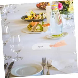 Tarjeta de sitio acrílica arqueada con cinta para decoración de mesa de boda y fiesta.