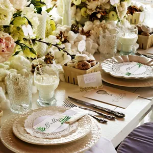 Detalle de marca sitio de boda exquisito, letrero de acrílico transparente para banquete.