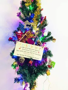 Funny wooden friendship hanging plaque novelty Christmas tree ornament gift for best friend