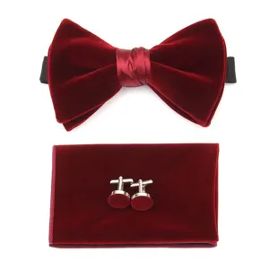 Set papillon in velluto bordeaux, fazzoletto da taschino e gemelli per abito da sposa e formale.