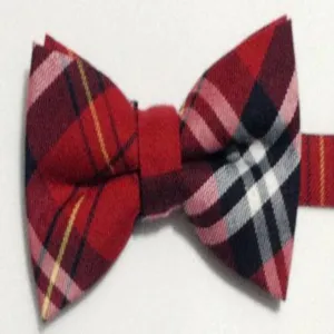 Classic red plaid bow tie for men, stylish British style cotton formal necktie accessory.