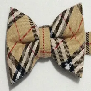 Classic plaid bow tie for men, British style cotton check bowtie for formal wear events.