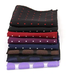 Detalles de pañuelos de bolsillo para hombre con lunares para trajes y ropa formal.