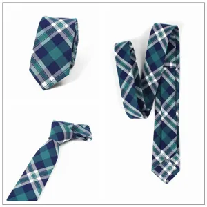 Corbata de cuadros estrecha para hombre en azul y verde, estilo británico clásico para negocios y ocio.