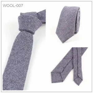 Corbata estrecha de lana para hombre con clásico motivo de espiga para negocios y bodas.