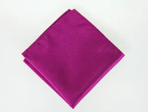 Pañuelo de bolsillo elegante para hombre a rayas finas para traje de boda de negocios formal.