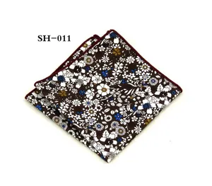 Pañuelo de bolsillo floral marrón para hombre traje impreso floral moda de algodón elegante