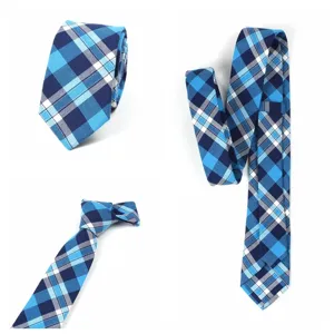 Corbata de cuadros estrecha para hombre en azul, clásico estilo británico negocios casual vista principal