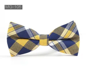 Nœud papillon carreaux coton vue detaillee motif grille bleu jaune accessoire mode homme.