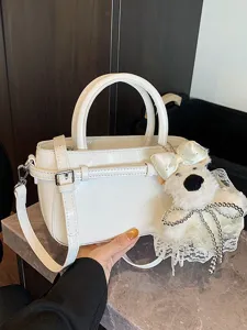 Korean Style Simple Versatile Small Commuter Women Bucket Bag PU Leather Crossbody Shoulder Handbag with Plush Pendant