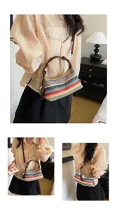 Borsa a tracolla in paglia intrecciata colorata da donna, borsa hobo da spiaggia estiva alla moda