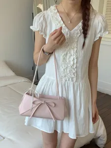 Joli sac baguette bandoulière à nœud pour femme, sac à main tendance chic d'été pour le travail.