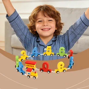 Holz-Zahlenzug-Spielzeugdetail mit bunten Nummernwagen und interaktiver Kinderszene.