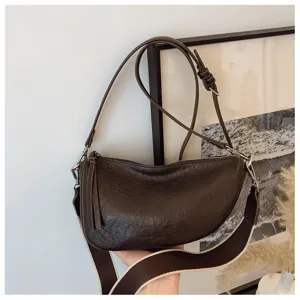 Vrouwen vintage donkerbruine crossbody zadeltas casual hobo tas voor dagelijks.
