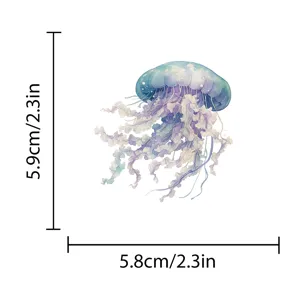Vue detaille d'autocollant de meduse aquarelle, ideal pour carnet DIY et decoration.