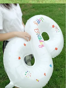 Witte aluminiumfolie cijfer 8 ballon met kleurrijke gelukkige verjaardag print voor feest