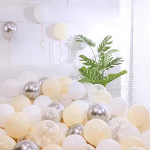Thickened decorative balloons for wedding birthday party room layout and celebration supplies.