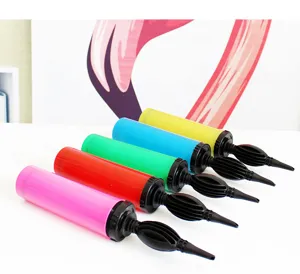 Bomba de aire manual portátil para globos, herramienta de inflado de plástico colorido.