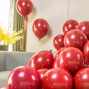 Verdichtete doppelte rote Luftballons fuer Hochzeit Verlobung Party Deko und Dekoration