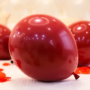 Verstärkte doppellagige rote Luftballons für Hochzeit Verlobung Party Dekoration Set romantisch