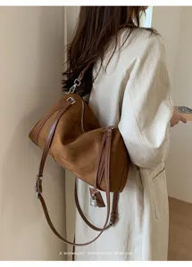 Bolso de hombro retro de ante con candado, gran bolso casual para mujer de estilo diario.