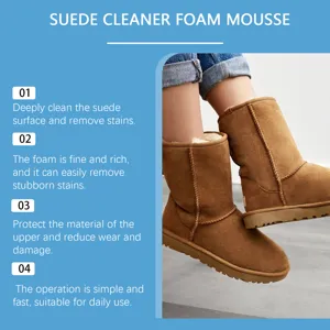 Vue détaillée du nettoyage des bottes en daim avec mousse nettoyante en profondeur.