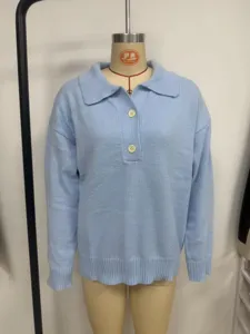 Pull polo en tricot bleu clair pour femme, pull décontracté à manches longues et boutons.