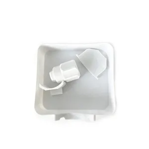 Ensemble de quatre pièces de bac de vidange de machine à laver en plastique blanc
