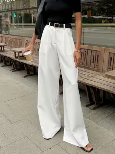 Weisse elegante Damen Anzughose mit hohem Bund, schicke lockere weite Freizeithose lang.