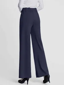 Detailansicht der Damen High Waist einfarbige weite Casual Hose von der Rueckseite.