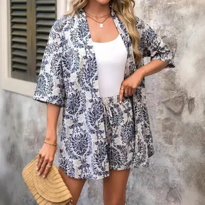 Modisches Damen Urlaub Blumenmuster Zweiteiler Set Kurzarm Hemd und bequeme Kordelzug Shorts