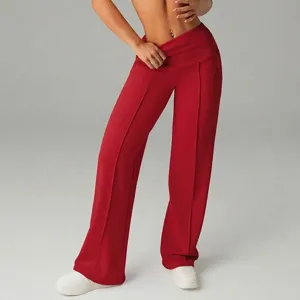 Pantalone largo a vita alta incrociata rosso da donna elegante pantalone casual plissettato.
