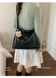 Sac à bandoulière noir grande capacité pour femme sac hobo souple et décontracté tendance