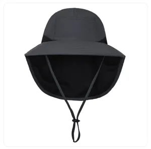 Sombrero de sol gris oscuro para exteriores con solapa para el cuello y barbilla.