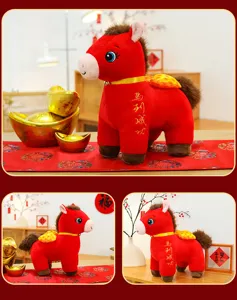 Peluche mascotte Anno del Cavallo 2026, bambola di stoffa rossa per regalo di Capodanno.