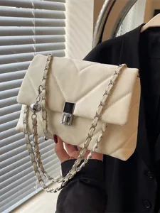 Damen Gesteppte Kette Umhängetasche PU Leder Kleine Quadratische Crossbody Bag Elegante Klassische Flap Bag Mode Handtasche