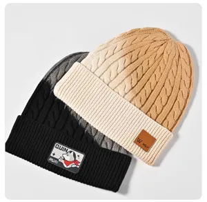 Gorro de punto de invierno grueso con degradado elegante, patrón de trenzas, cálido y cómodo.