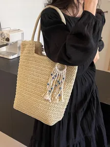Grande borsa shopper intrecciata in paglia da donna, elegante borsa a spalla estiva.