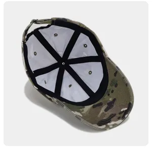 Detailansicht der taktischen Camouflage Baseballkappe innen, hochwertige Baumwollverarbeitung.