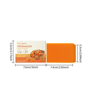 Savon barre au lait de chèvre et kaki pour un nettoyage en profondeur et une hydratation douce.