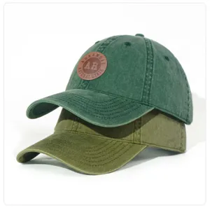 Washed cotton baseball cap with leather patch, casual vintage outdoor sports sun hat.