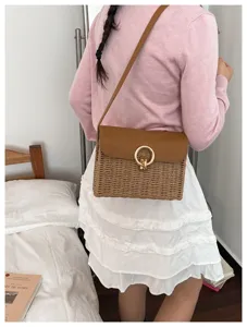 Vintage straw shoulder bag women fashion crossbody woven handbag for summer beach vacation.