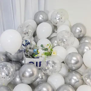 Kit de ballons argent et blanc avec ballons de confettis pour décoration de fête et mariage.